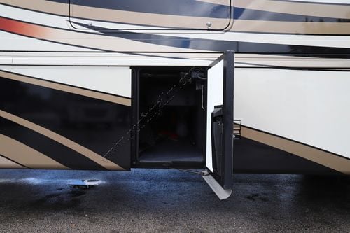 2013 Newmar Mountain Aire 4344