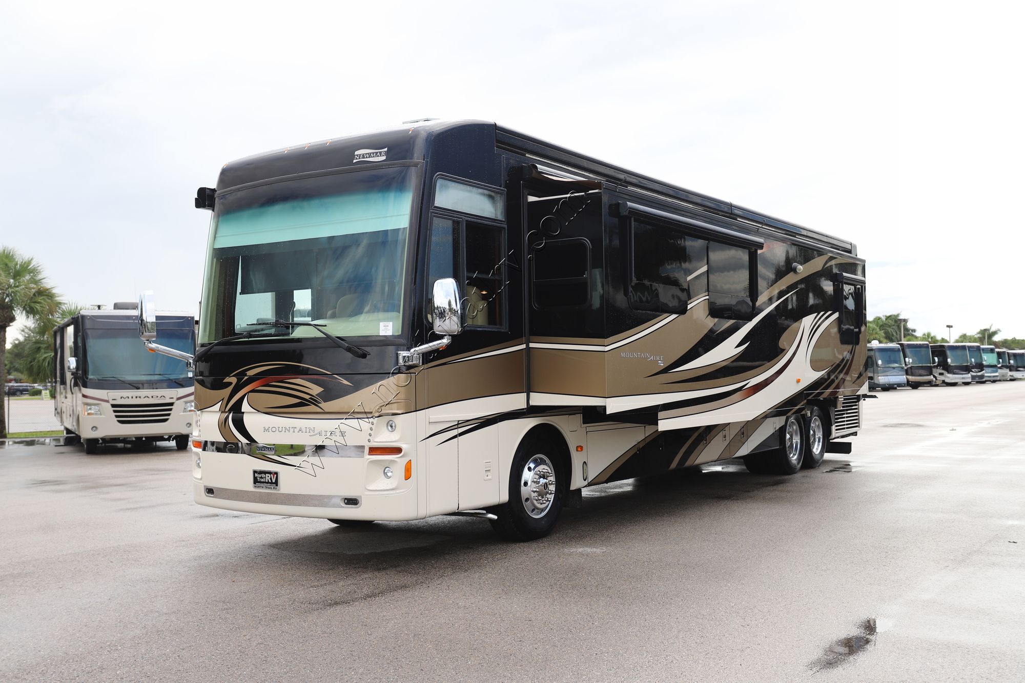 Used 2013 Newmar Mountain Aire 4344 Class A  For Sale