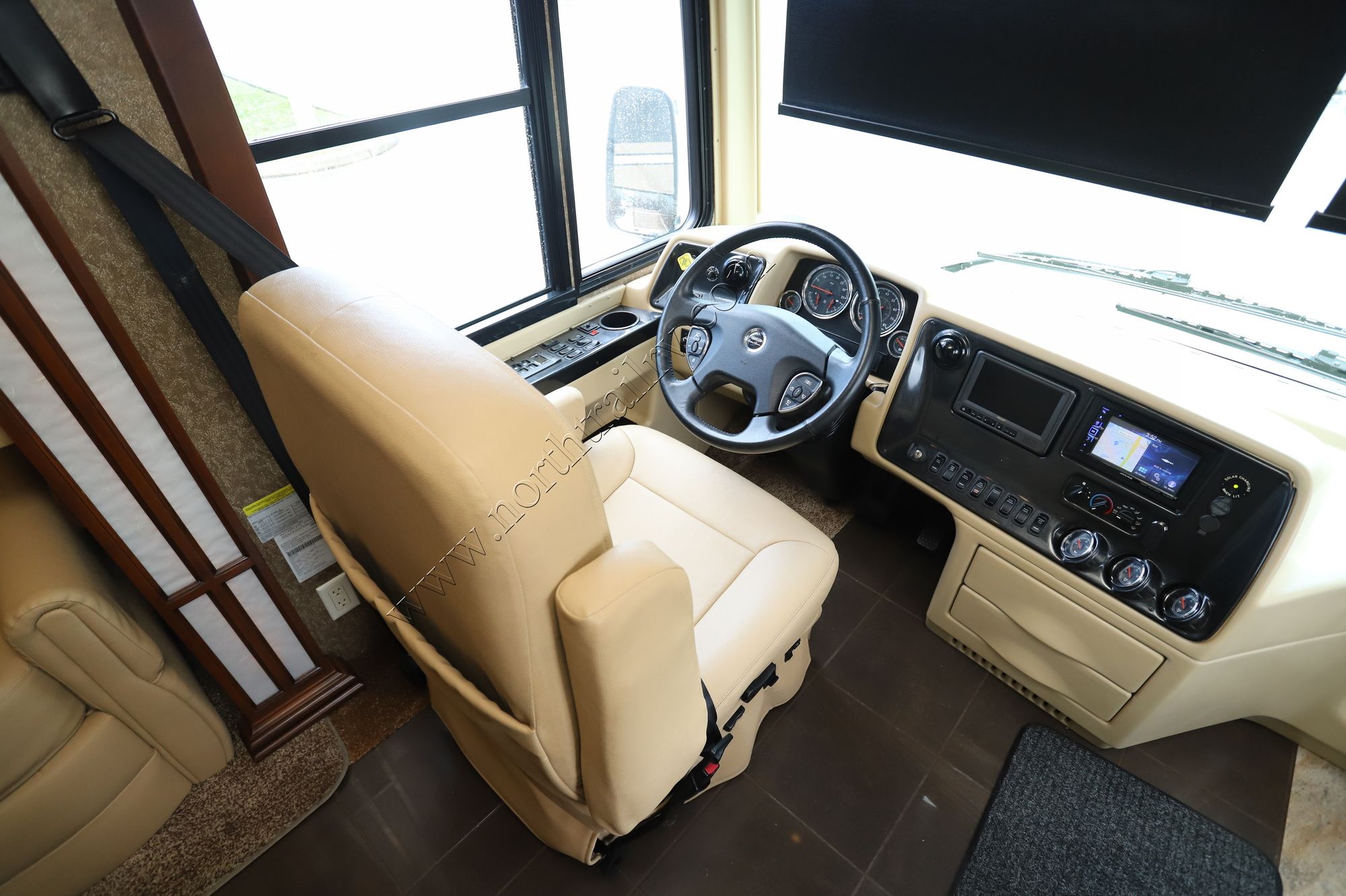 Used 2013 Newmar Mountain Aire 4344 Class A  For Sale