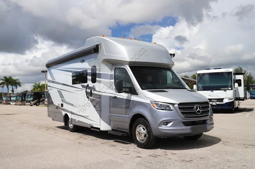 2025 Tiffin Motor Homes Wayfarer 25XRW