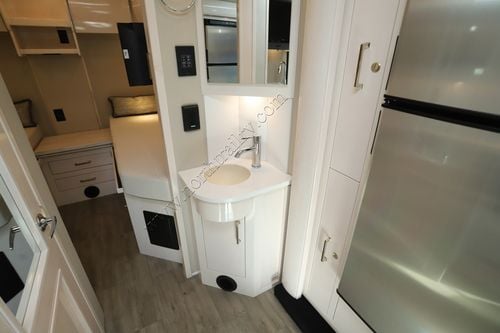2023 Renegade Rv Vienna 25 VTBN
