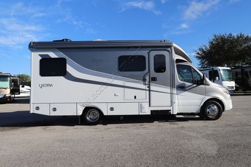 2023 Renegade Rv Vienna 25 VTBN