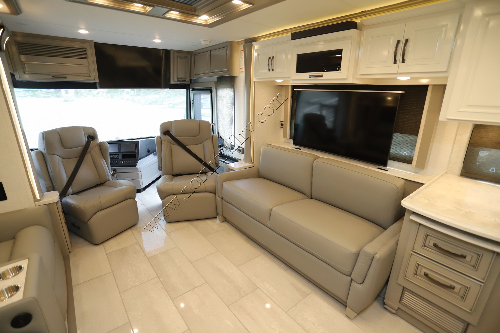 New 2026 Newmar Dutch Star 4369 Class A  For Sale