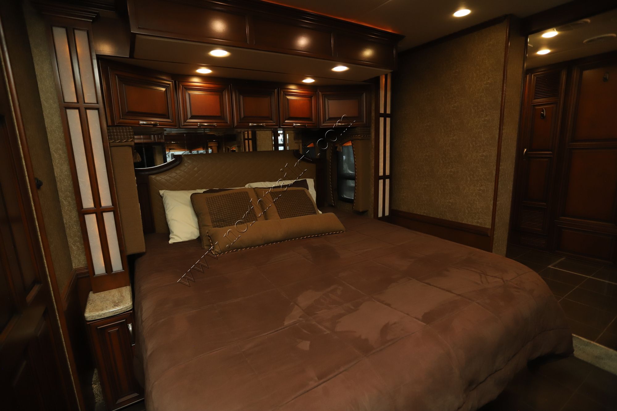 Used 2013 Newmar Mountain Aire 4344 Class A  For Sale