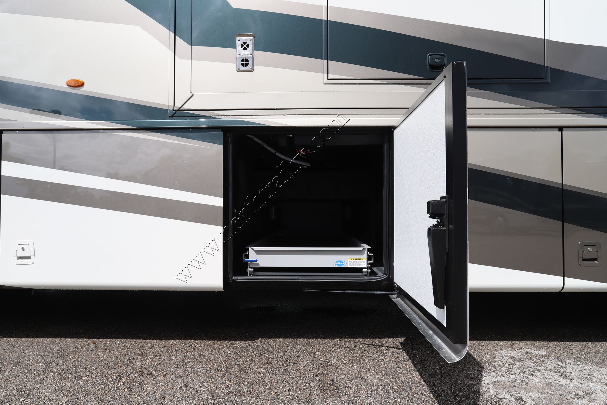 Used 2024 Newmar Kountry Star 4070 Class A  For Sale