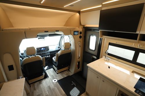2025 Tiffin Motor Homes Wayfarer 25XRW