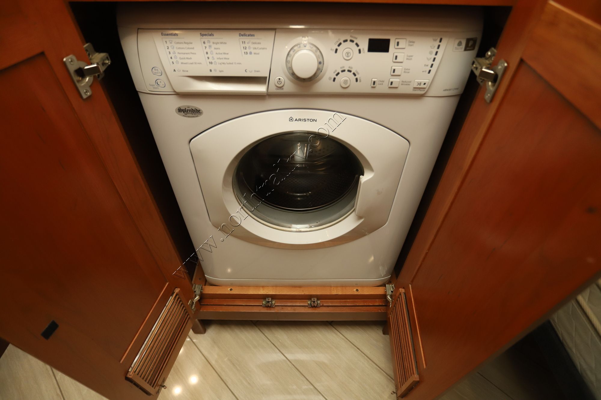 Used 2014 Tiffin Motor Homes Allegro Bus 40QBP Class A  For Sale