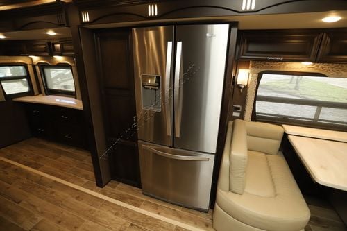 2017 Newmar Mountain Aire 4553
