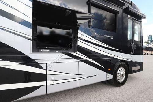 2014 Newmar Mountain Aire 4369