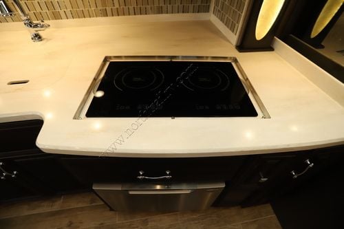 2017 Newmar Mountain Aire 4553