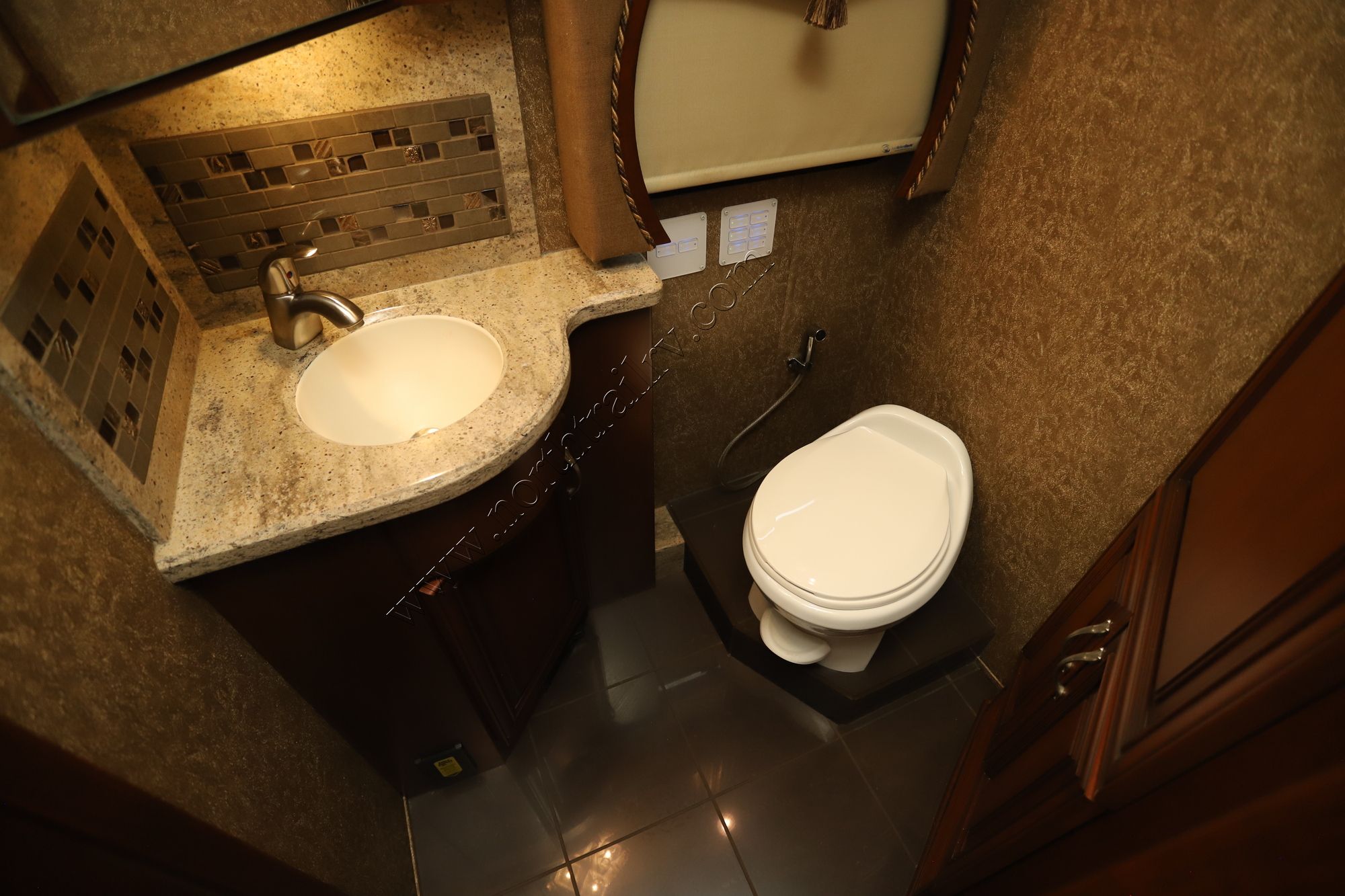 Used 2013 Newmar Mountain Aire 4344 Class A  For Sale