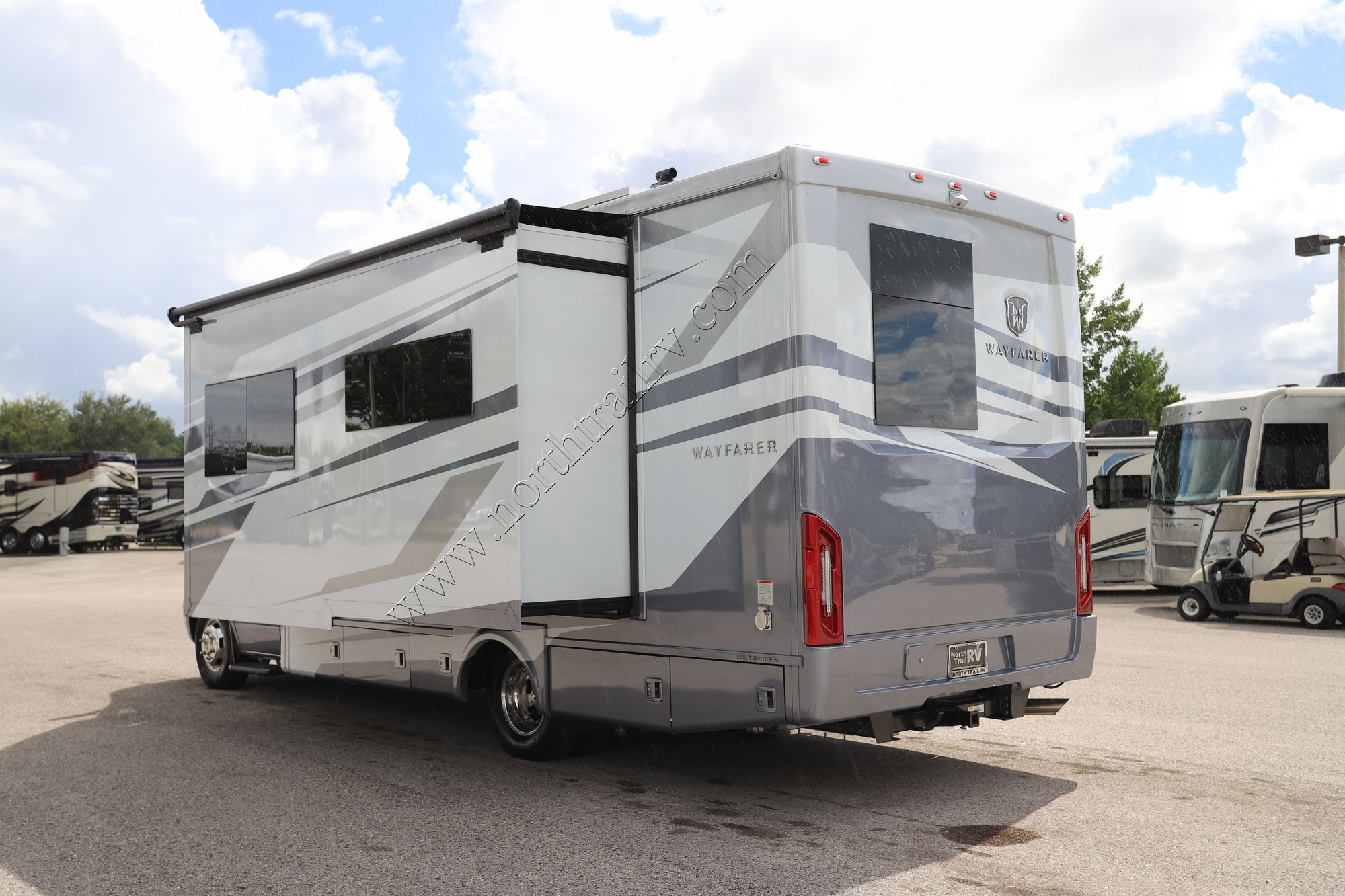 Used 2025 Tiffin Motor Homes Wayfarer 25XRW Class C  For Sale