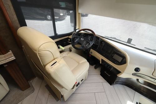 2014 Tiffin Motor Homes Allegro Bus 40QBP