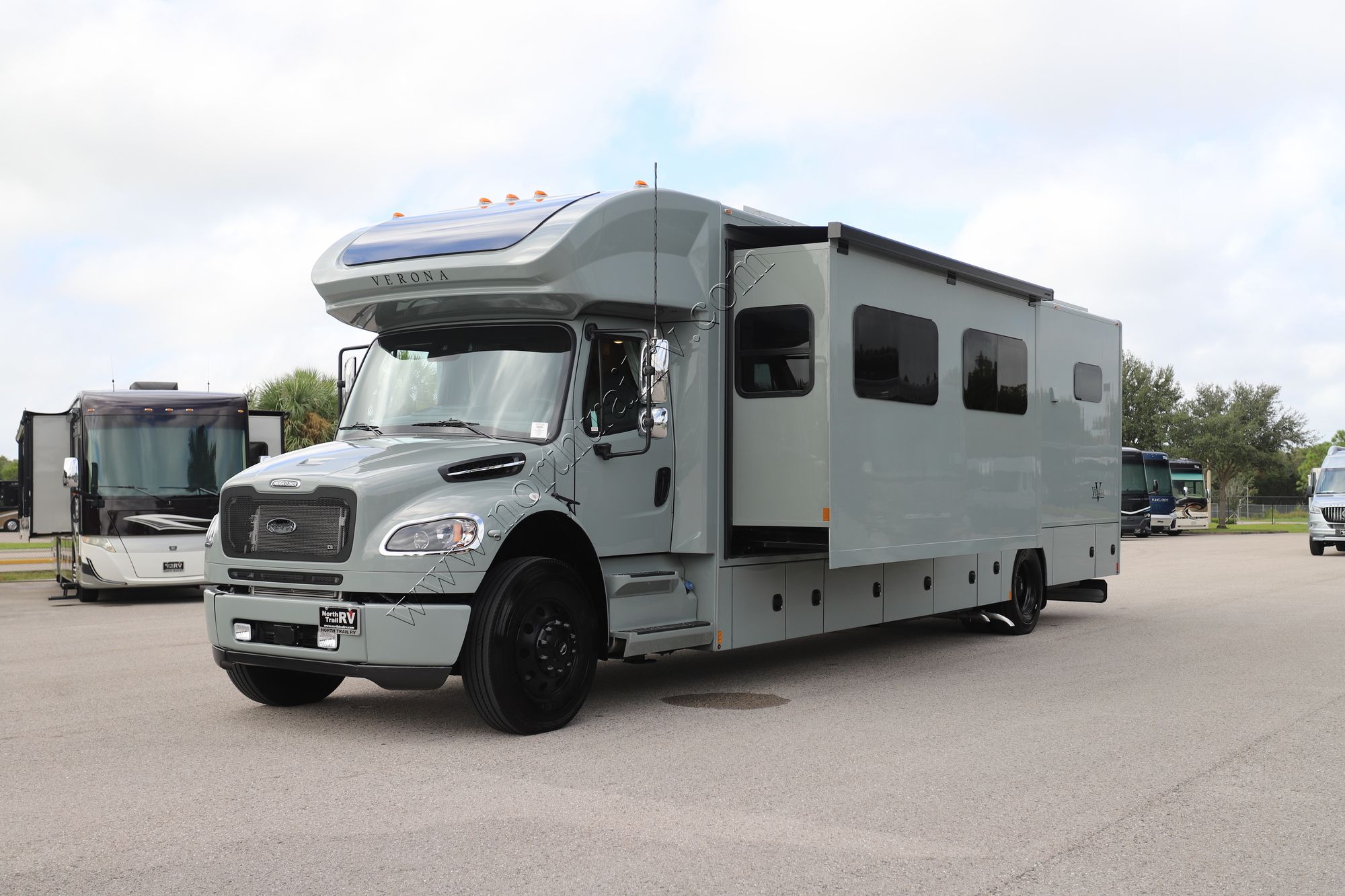 New 2026 Renegade Rv Verona 40VBH Super C  For Sale