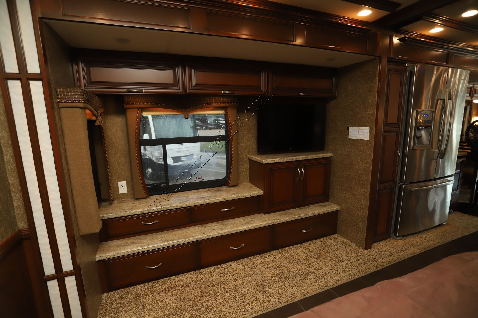 Used 2013 Newmar Mountain Aire 4344 Class A  For Sale