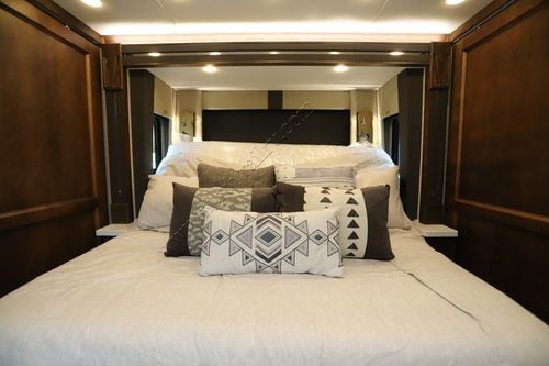 2026 Tiffin Motor Homes Allegro Bus 40IP