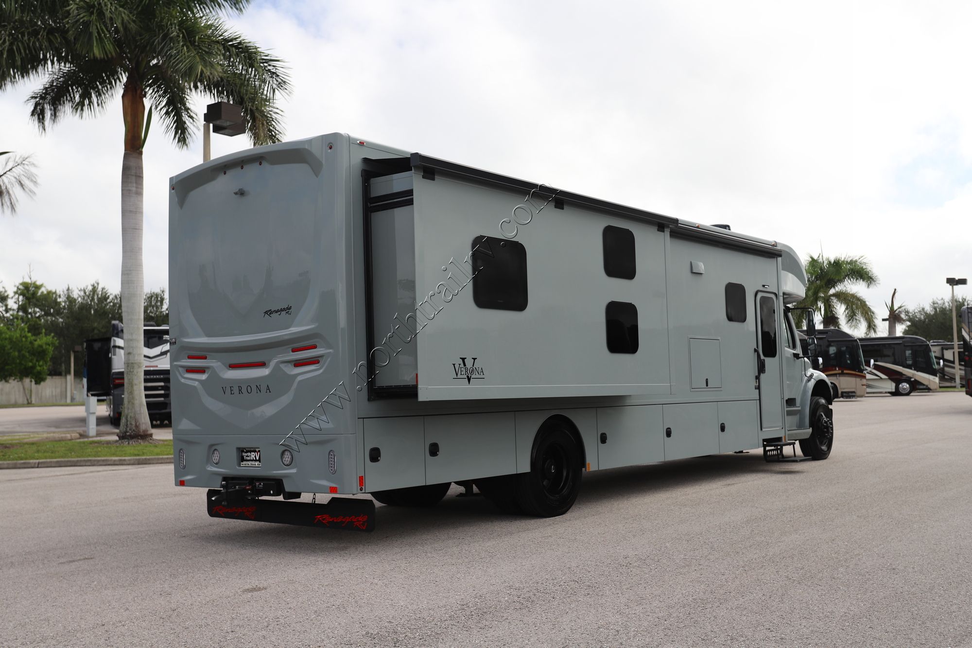 New 2026 Renegade Rv Verona 40VBH Super C  For Sale