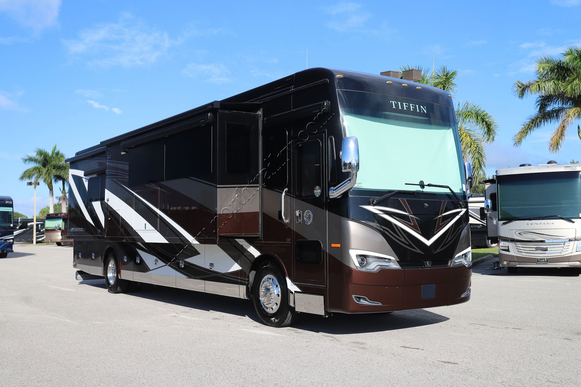 New 2026 Tiffin Motor Homes Allegro Bus 40IP Class A  For Sale