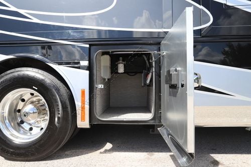2026 Tiffin Motor Homes Zephyr 45PZ