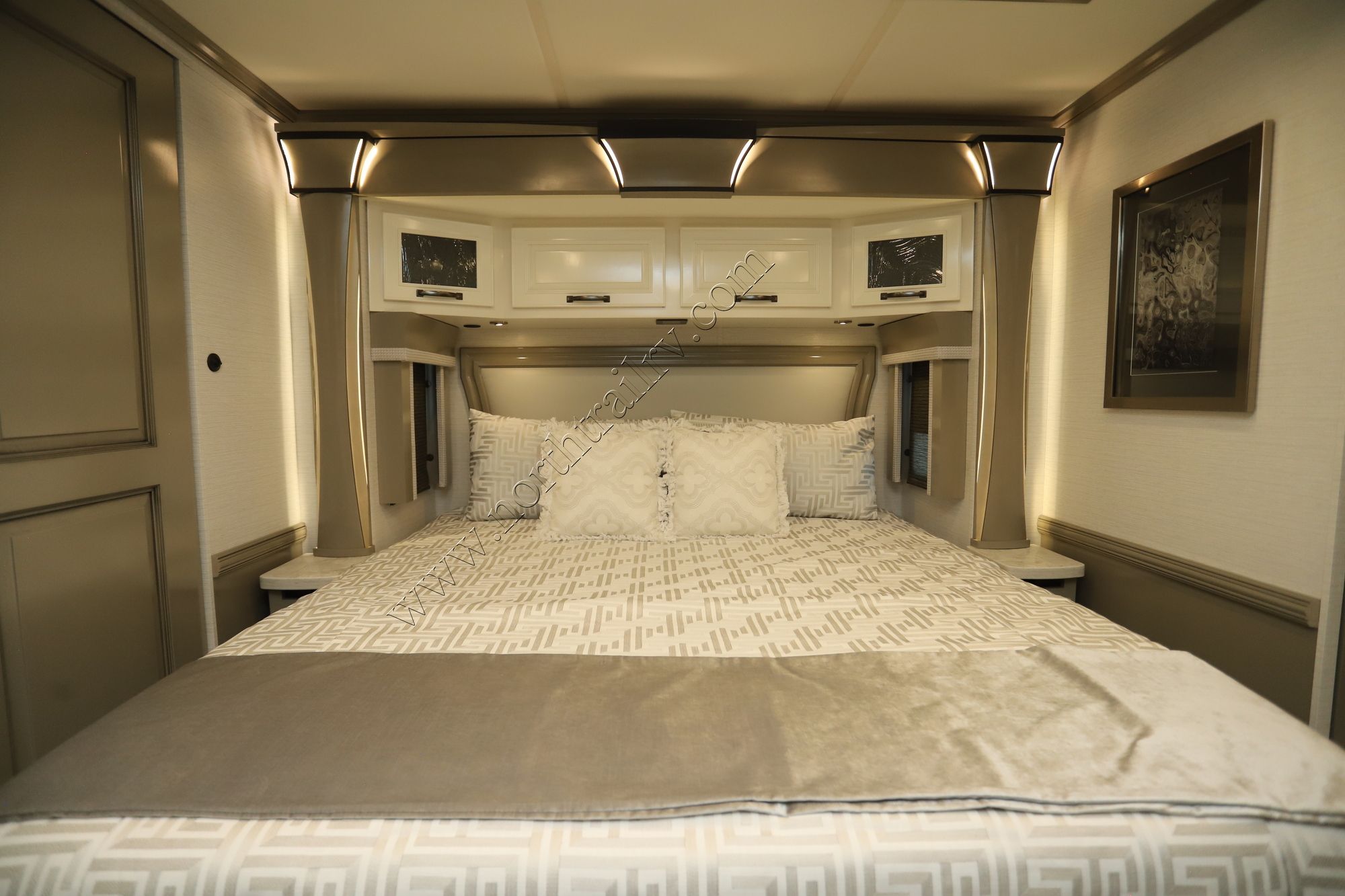 New 2026 Newmar Dutch Star 4369 Class A  For Sale