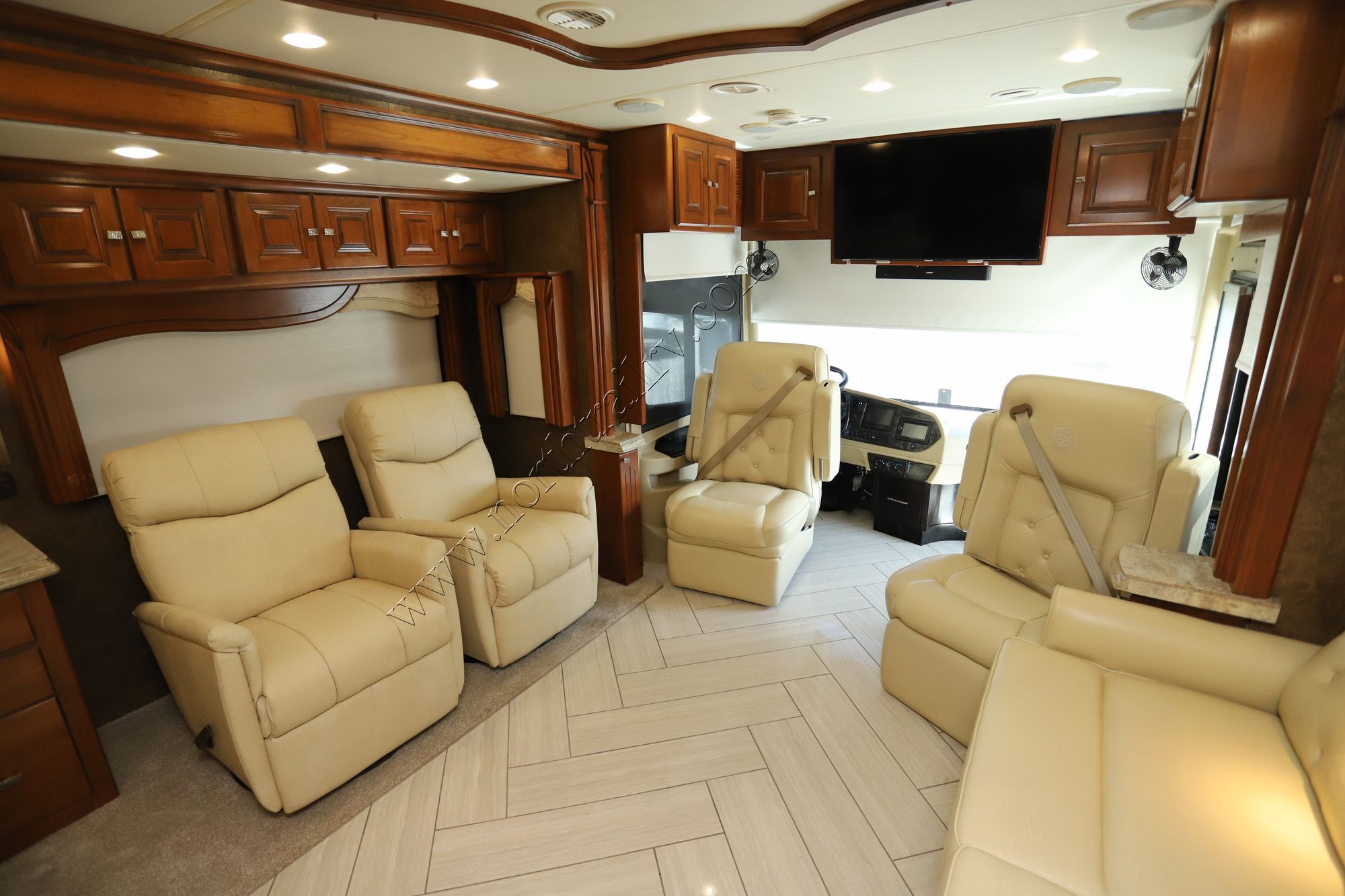 Used 2014 Tiffin Motor Homes Allegro Bus 40QBP Class A  For Sale