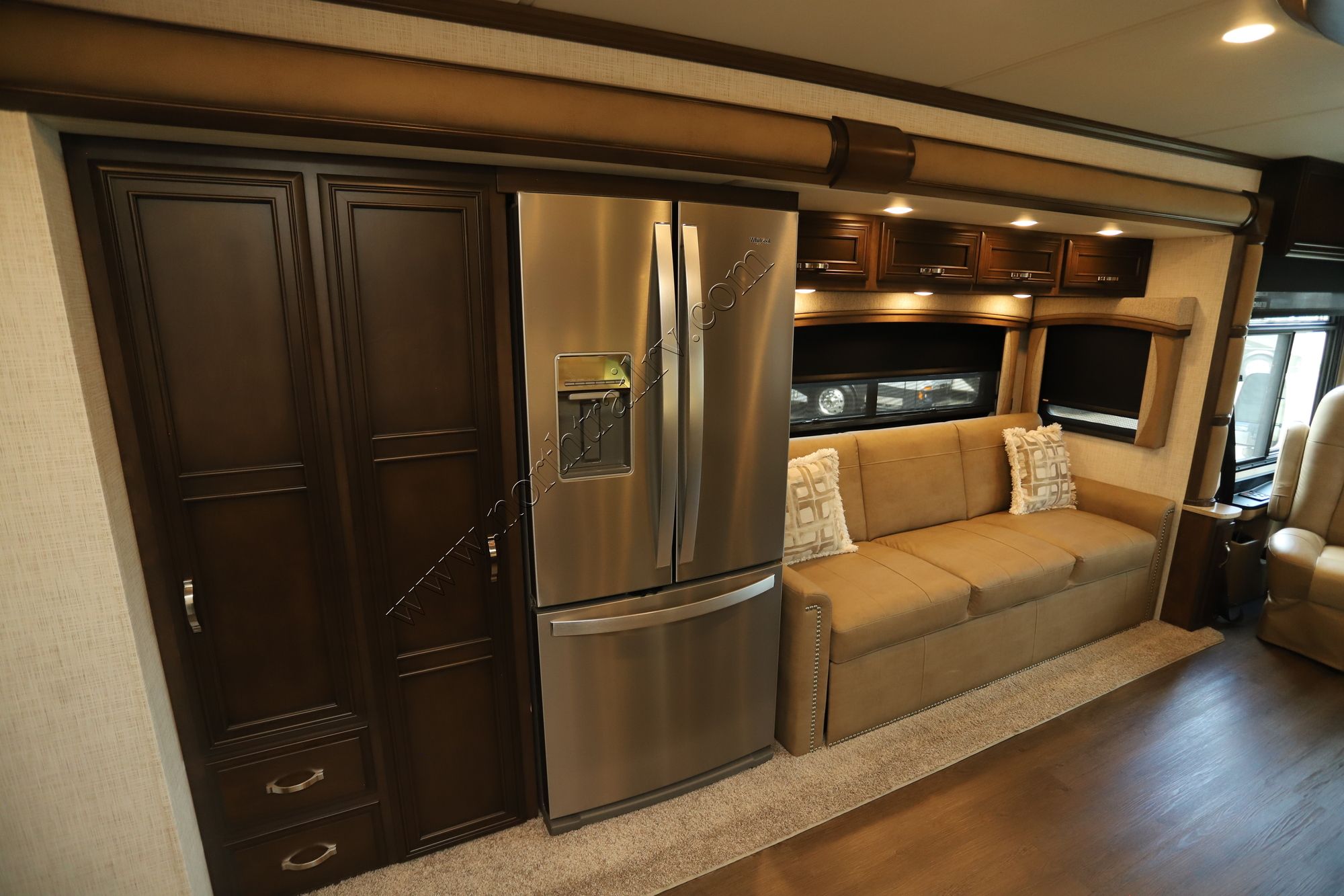 Used 2024 Newmar Kountry Star 4070 Class A  For Sale