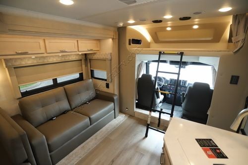 2026 Renegade Rv Verona 40VBH