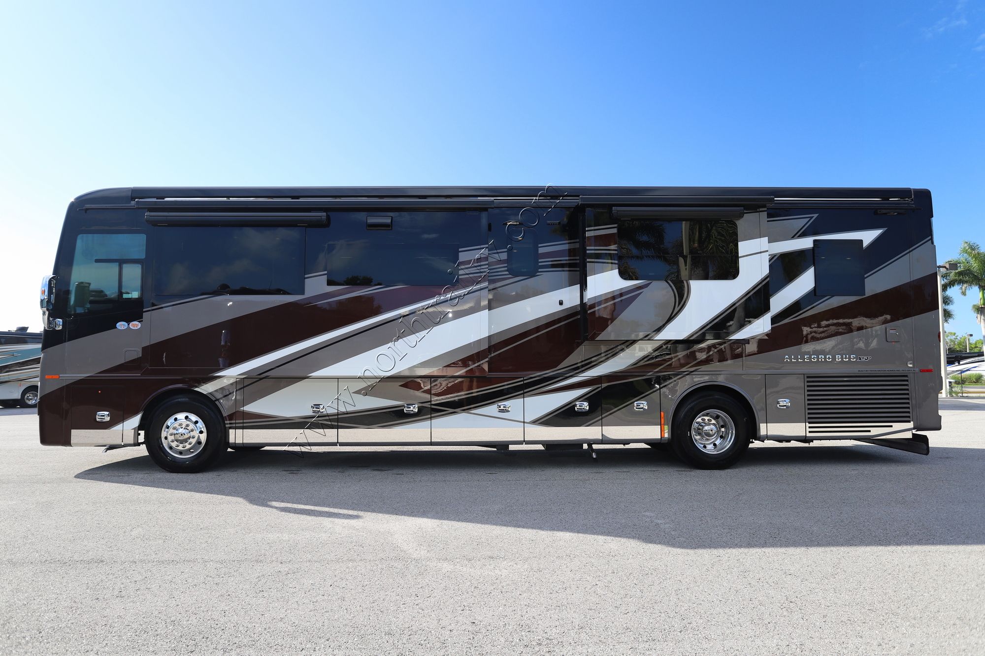 New 2026 Tiffin Motor Homes Allegro Bus 40IP Class A  For Sale