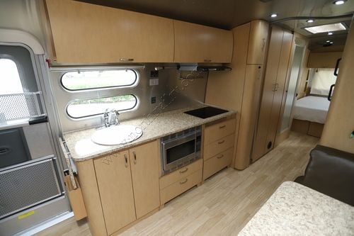 2016 Airstream Flying Cloud FLYING CLOUD 30