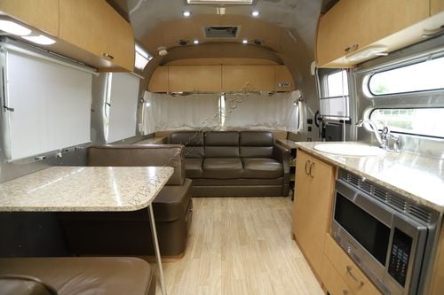 2016 Airstream Flying Cloud FLYING CLOUD 30