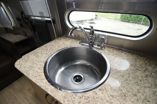 2016 Airstream Flying Cloud FLYING CLOUD 30