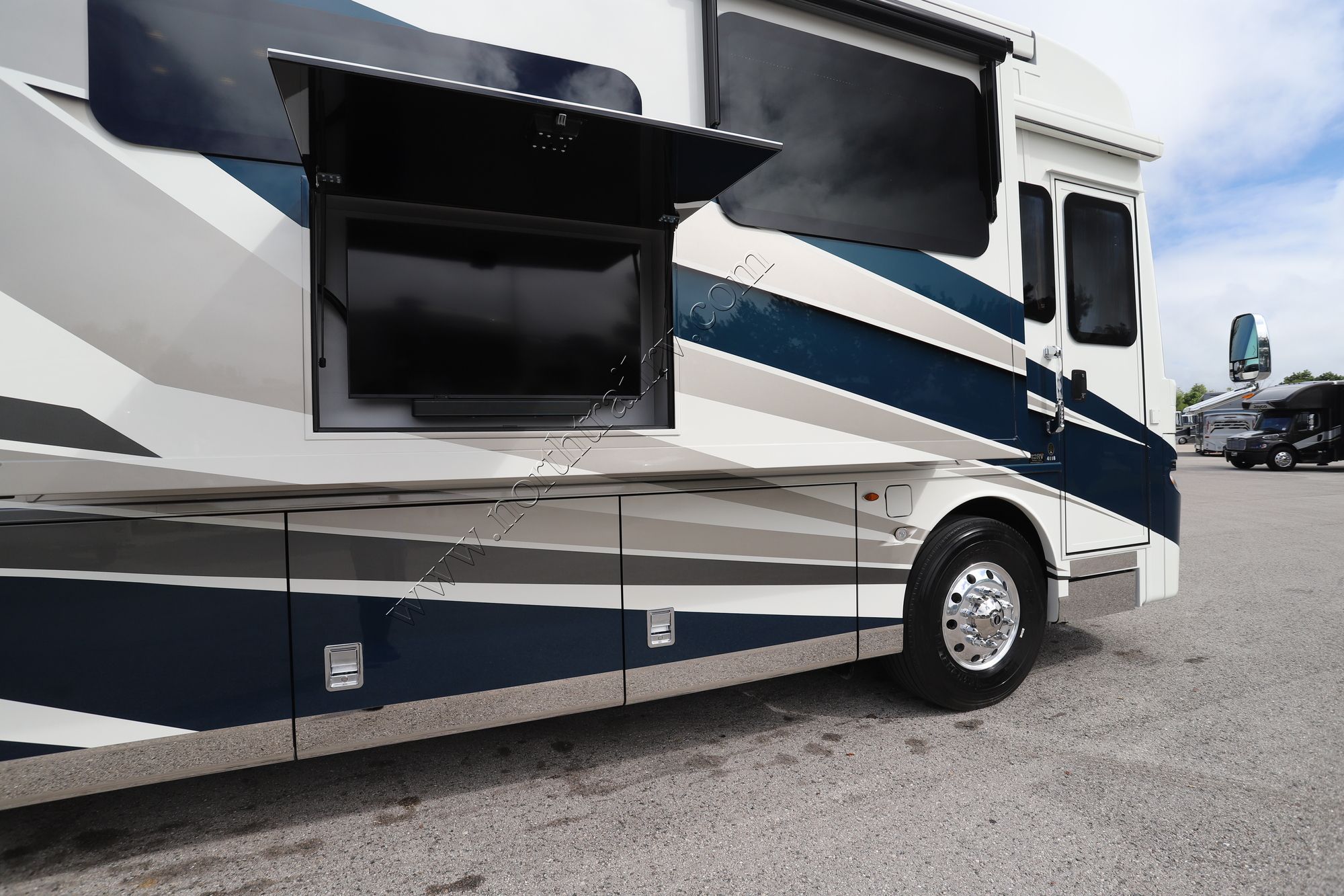 New 2026 Newmar Mountain Aire 4118 Class A  For Sale