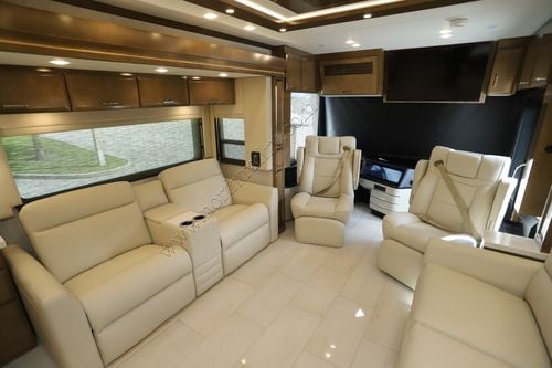 2026 Newmar Mountain Aire 4118 Class A