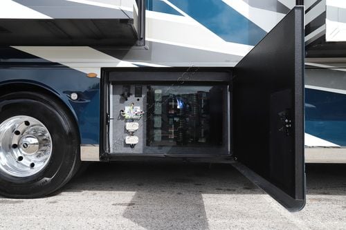 2026 Newmar Mountain Aire 4118 Class A