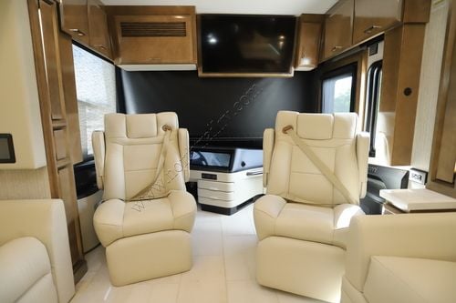 2026 Newmar Mountain Aire 4118 Class A