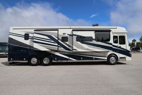 2026 Newmar Mountain Aire 4118 Class A