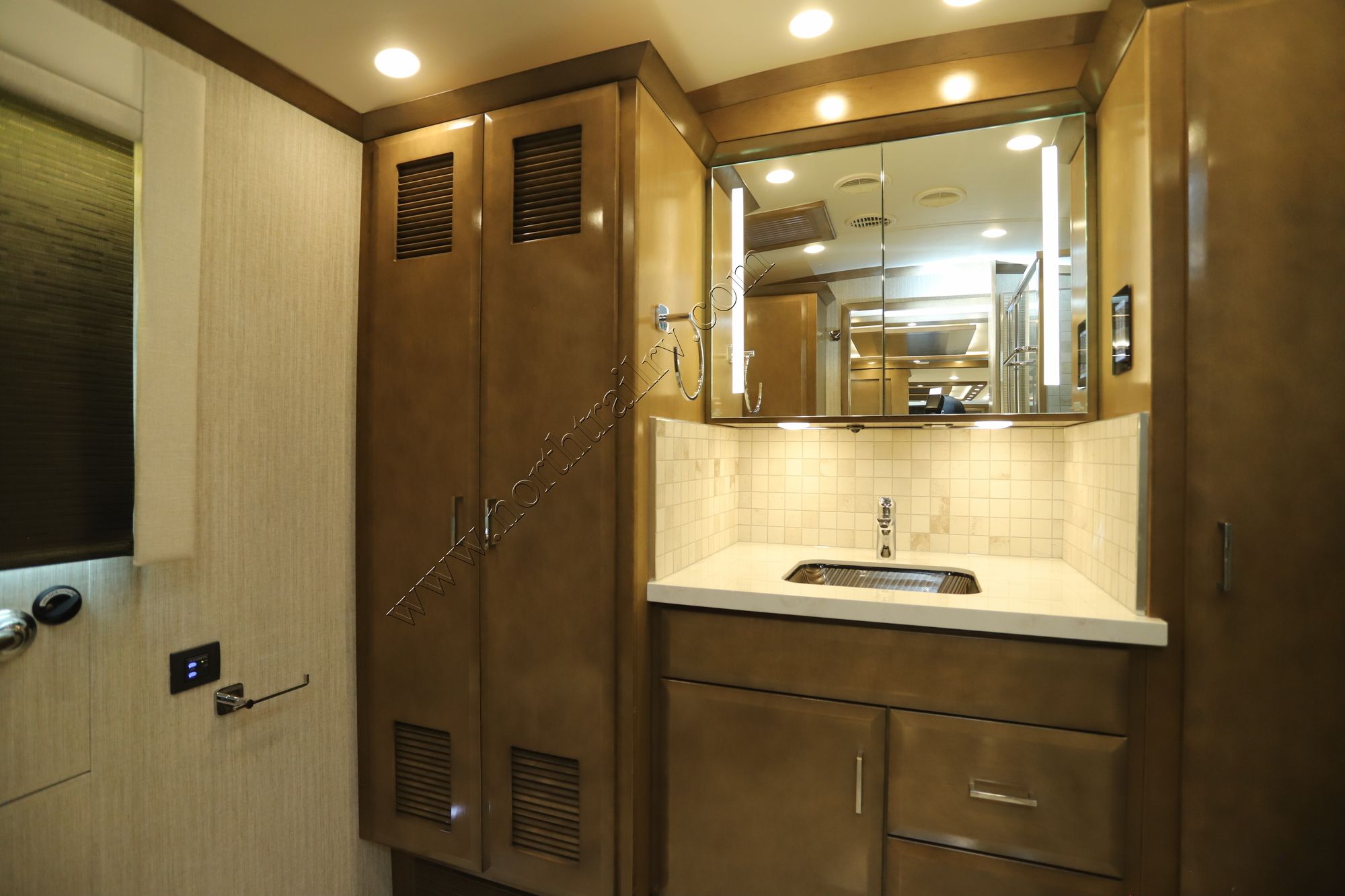 New 2026 Newmar Mountain Aire 4118 Class A  For Sale