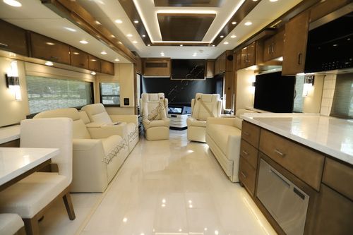 2026 Newmar Mountain Aire 4118 Class A