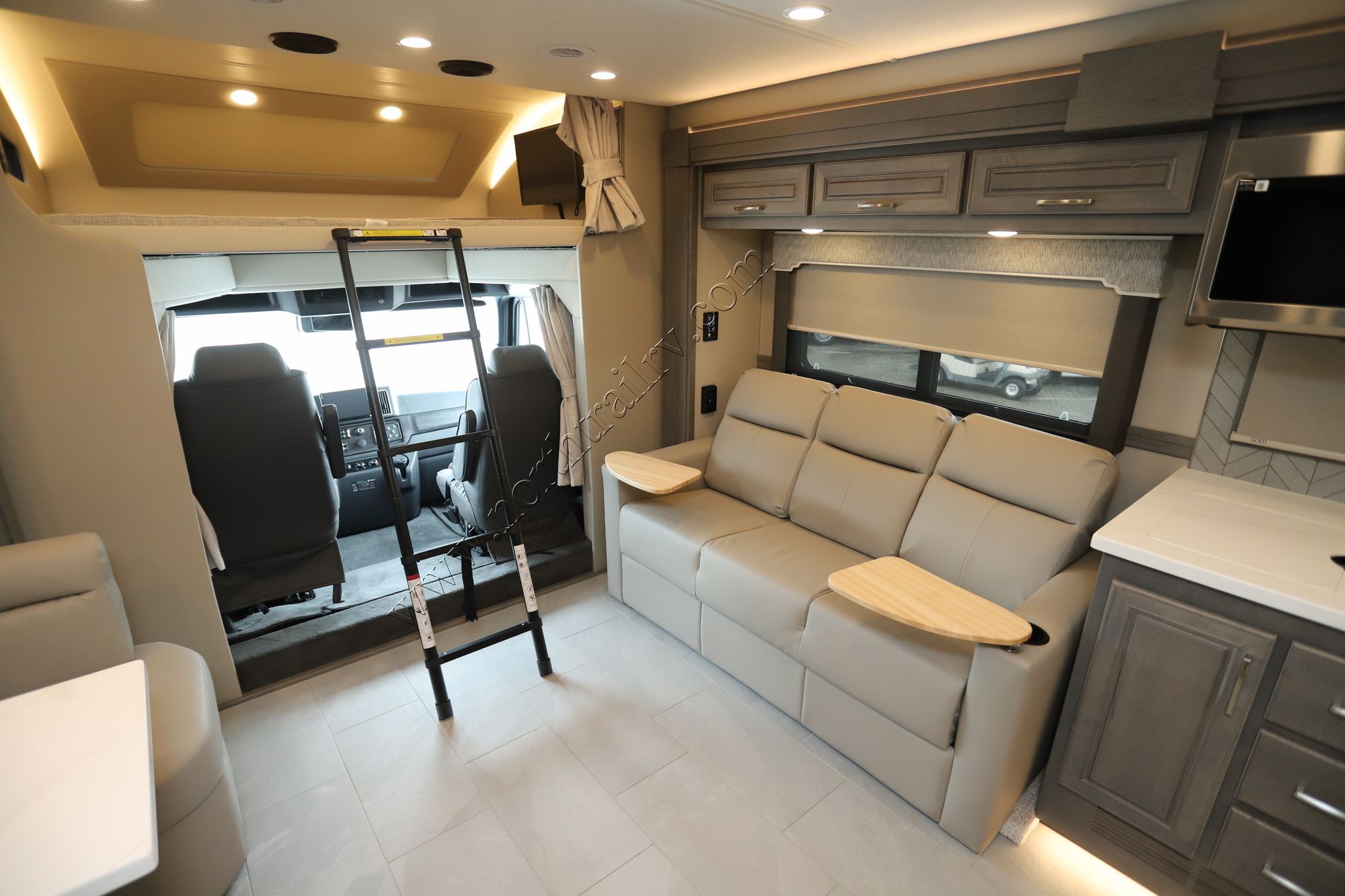 New 2026 Renegade Rv Verona Le 40LBH Super C  For Sale