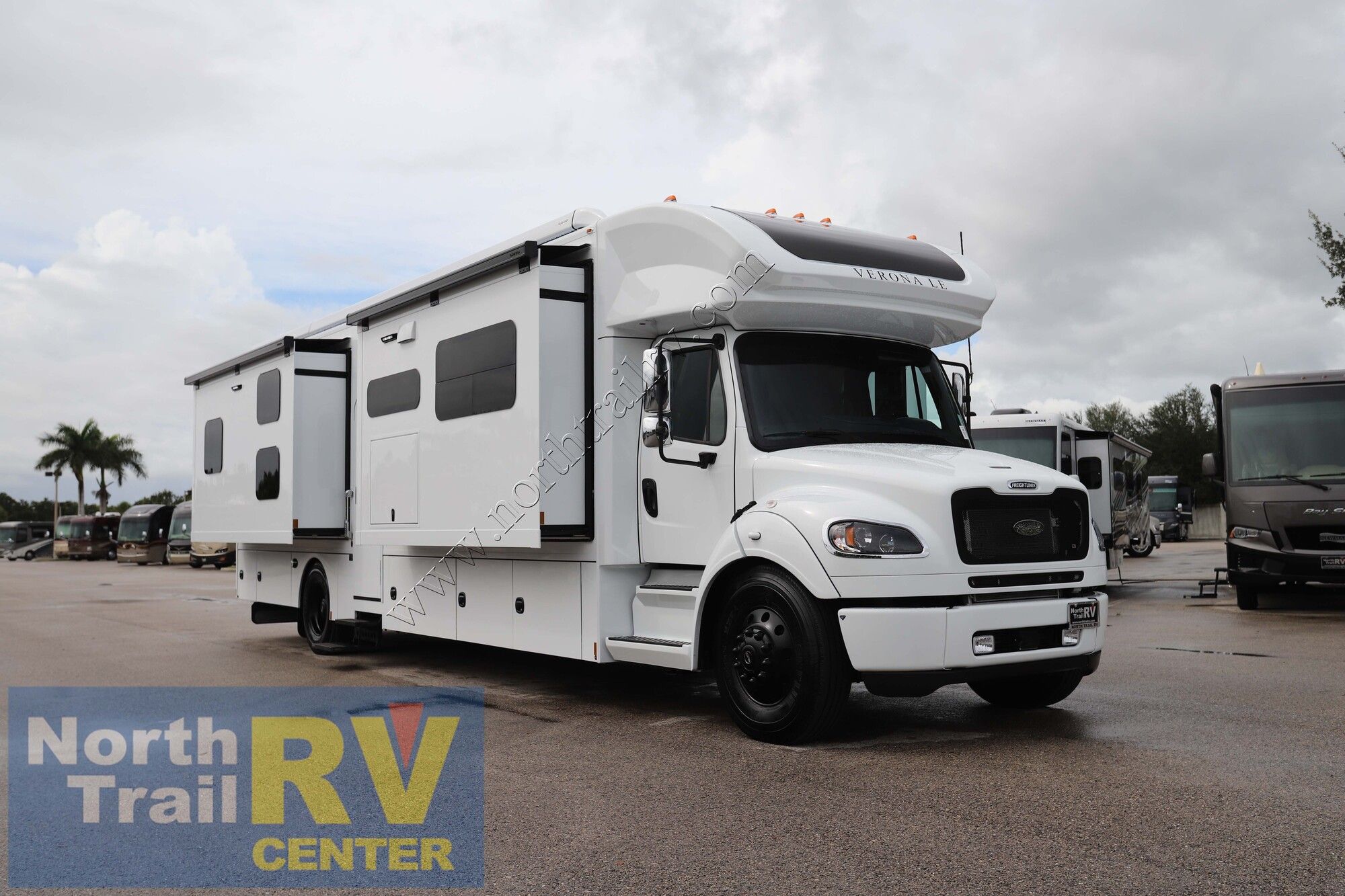 New 2026 Renegade Rv Verona Le 40LBH Super C  For Sale