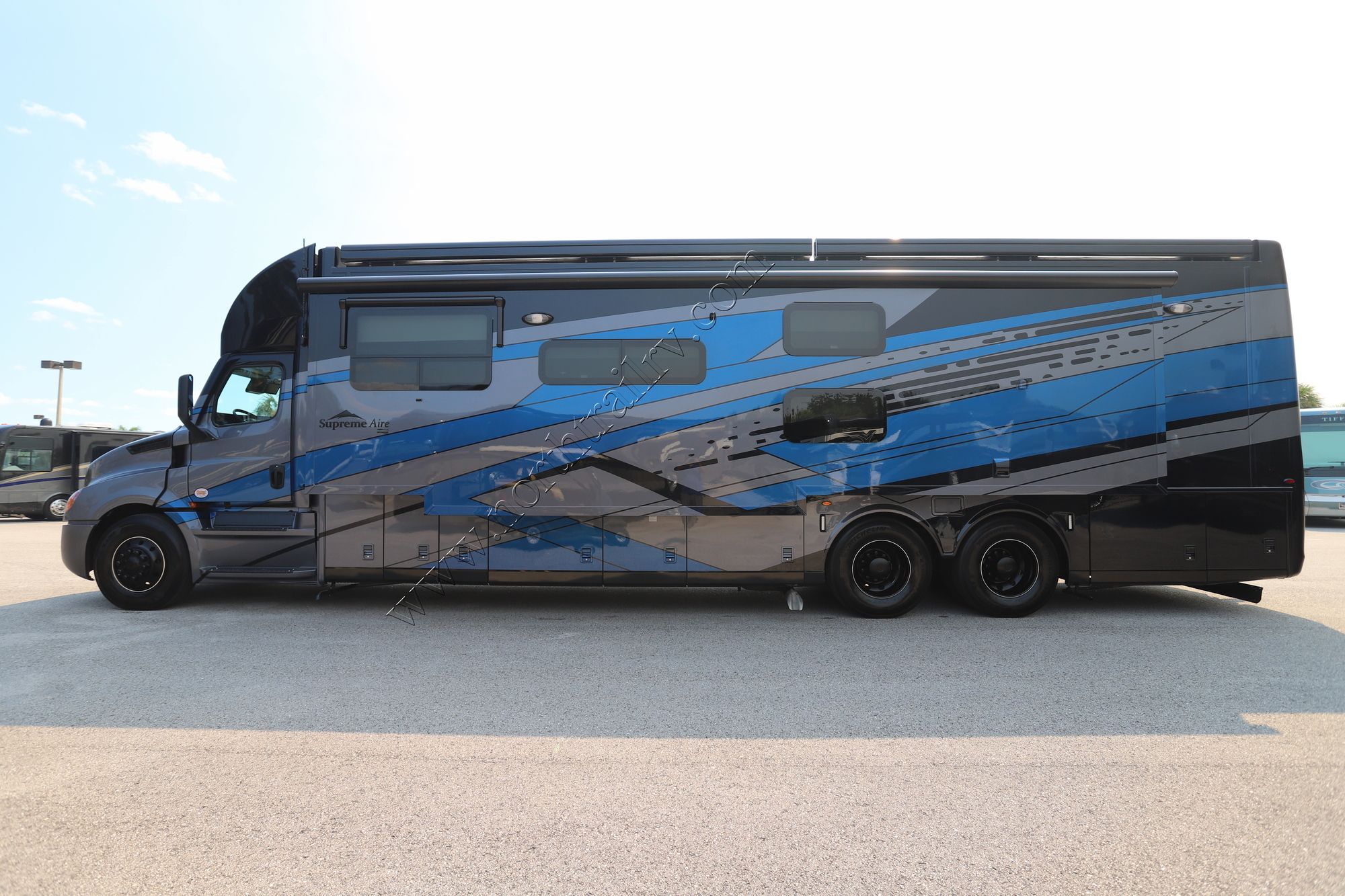 New 2026 Newmar Supreme Aire 4540 Super C  For Sale