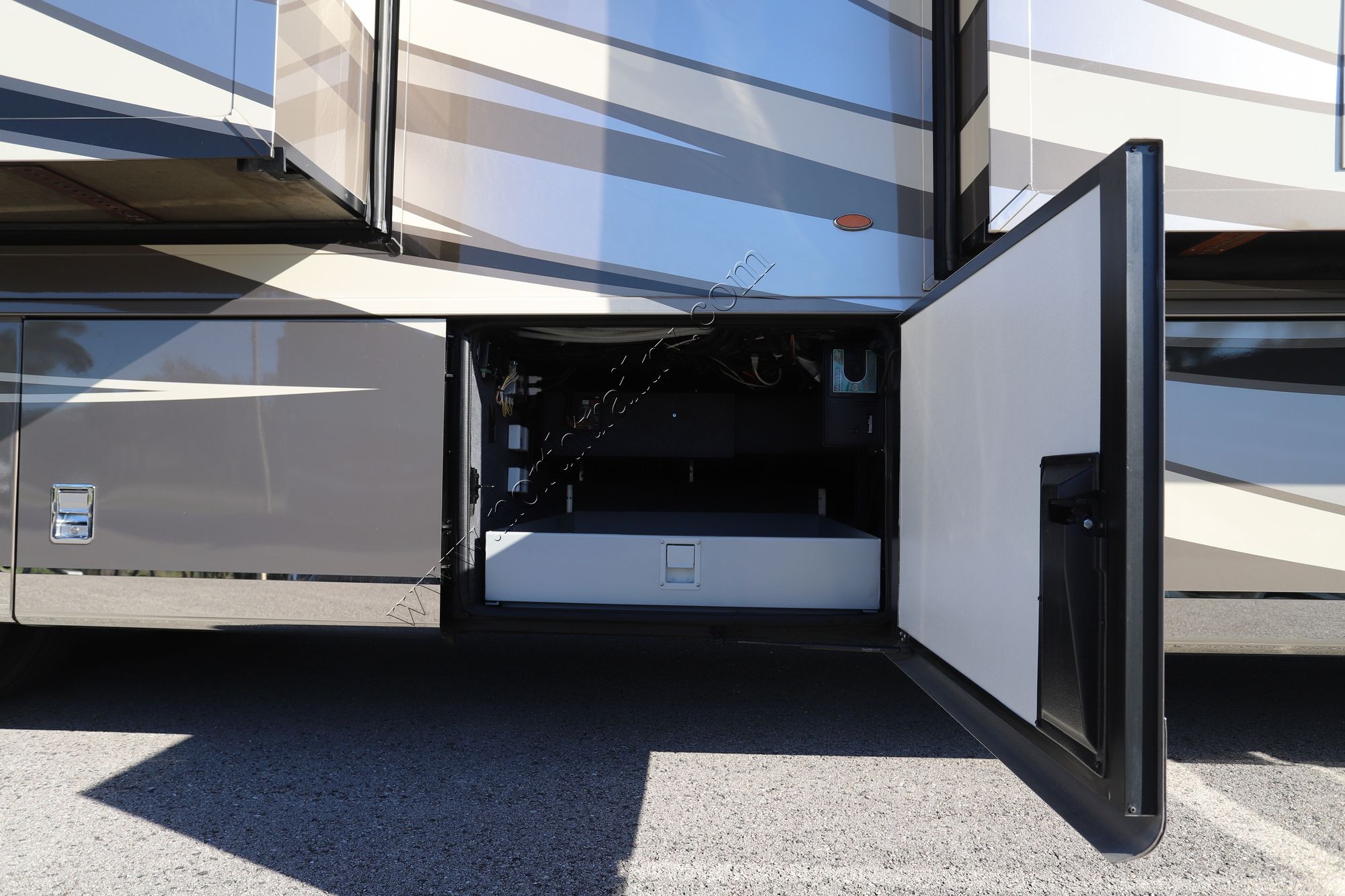 Used 2020 Newmar Dutch Star 4369 Class A  For Sale