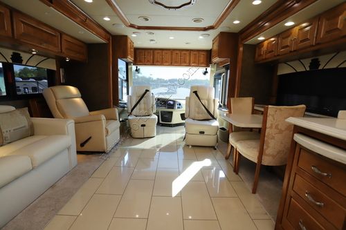 2015 Tiffin Motor Homes Phaeton 40AH
