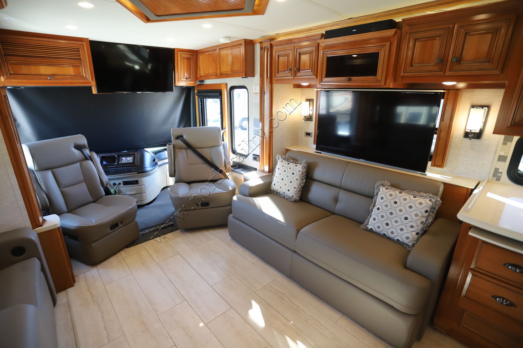 Used 2020 Newmar Dutch Star 4369 Class A  For Sale
