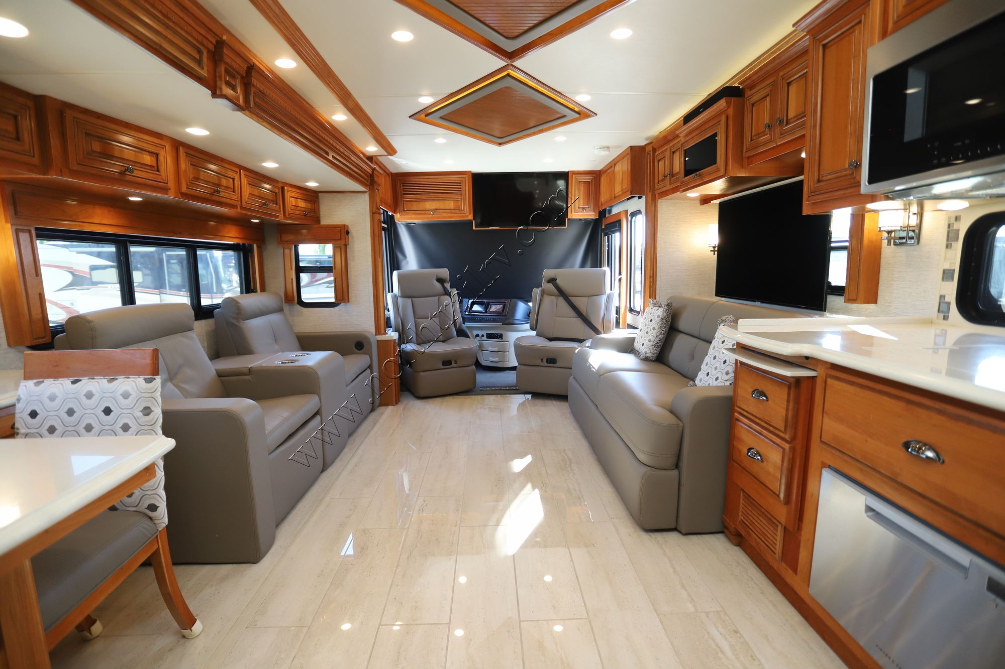 Used 2020 Newmar Dutch Star 4369 Class A  For Sale