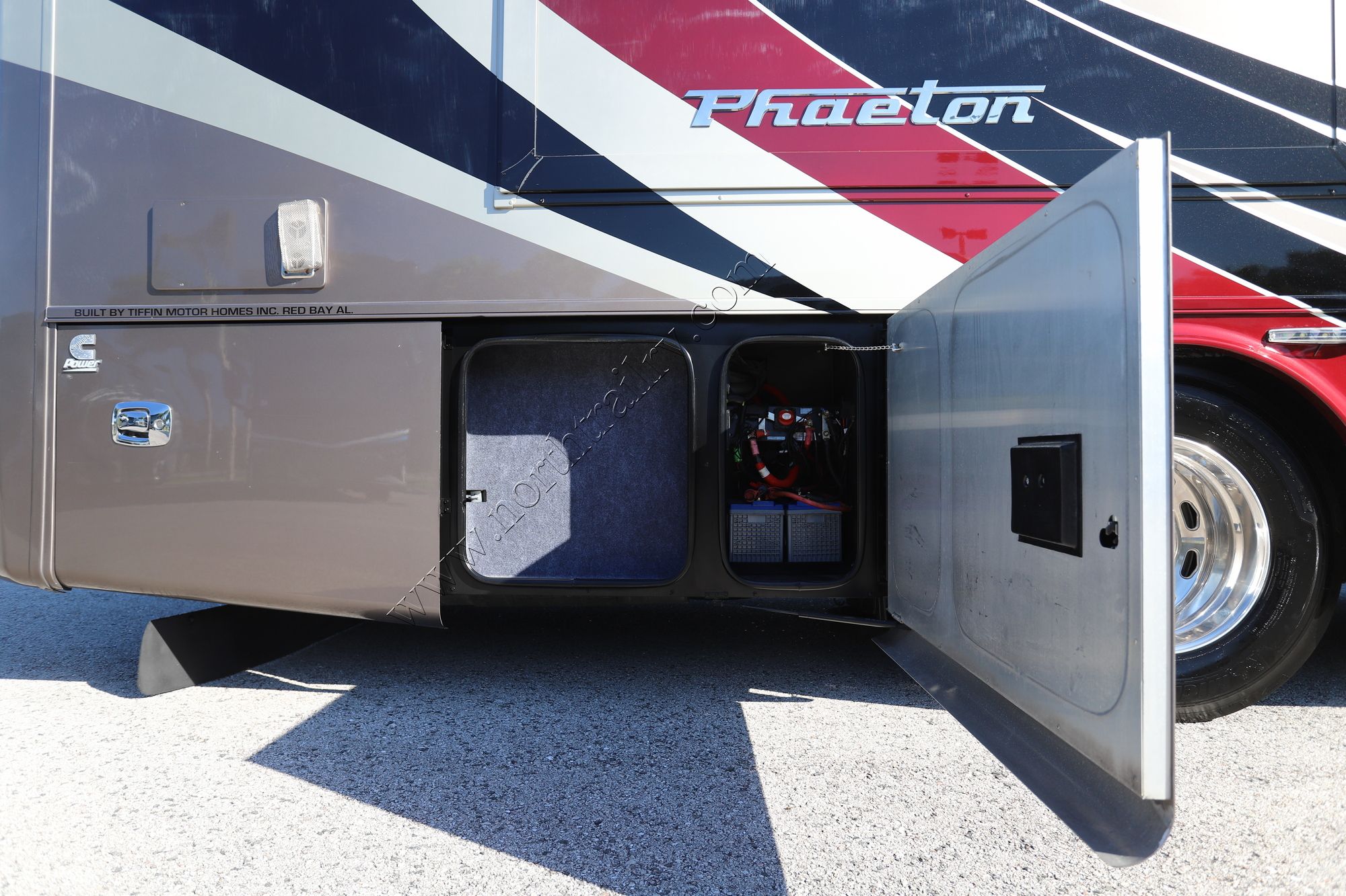 Used 2015 Tiffin Motor Homes Phaeton 40AH Class A  For Sale