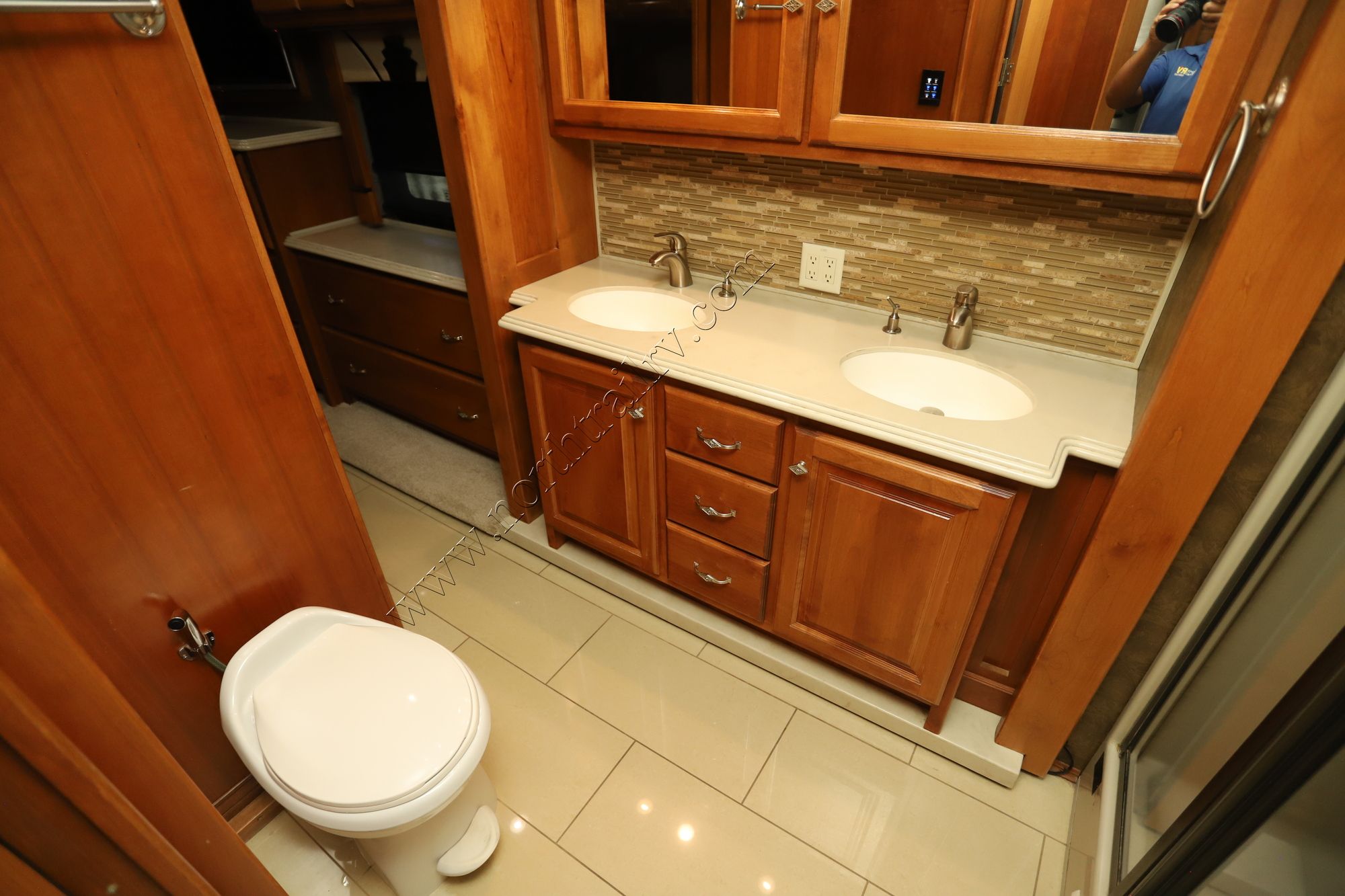 Used 2015 Tiffin Motor Homes Phaeton 40AH Class A  For Sale