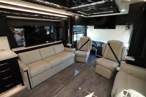 2024 Tiffin Motor Homes Zephyr 45Z