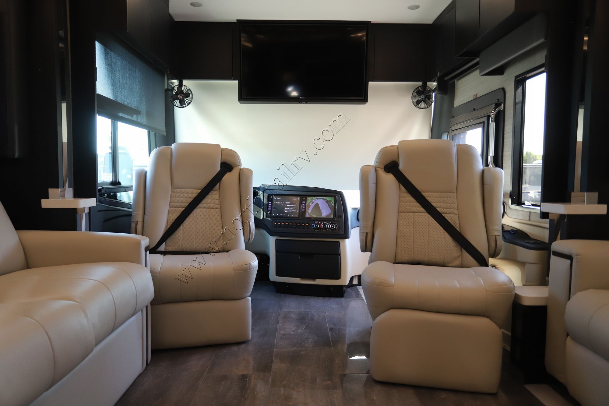 Used 2024 Tiffin Motor Homes Zephyr 45Z Class A  For Sale