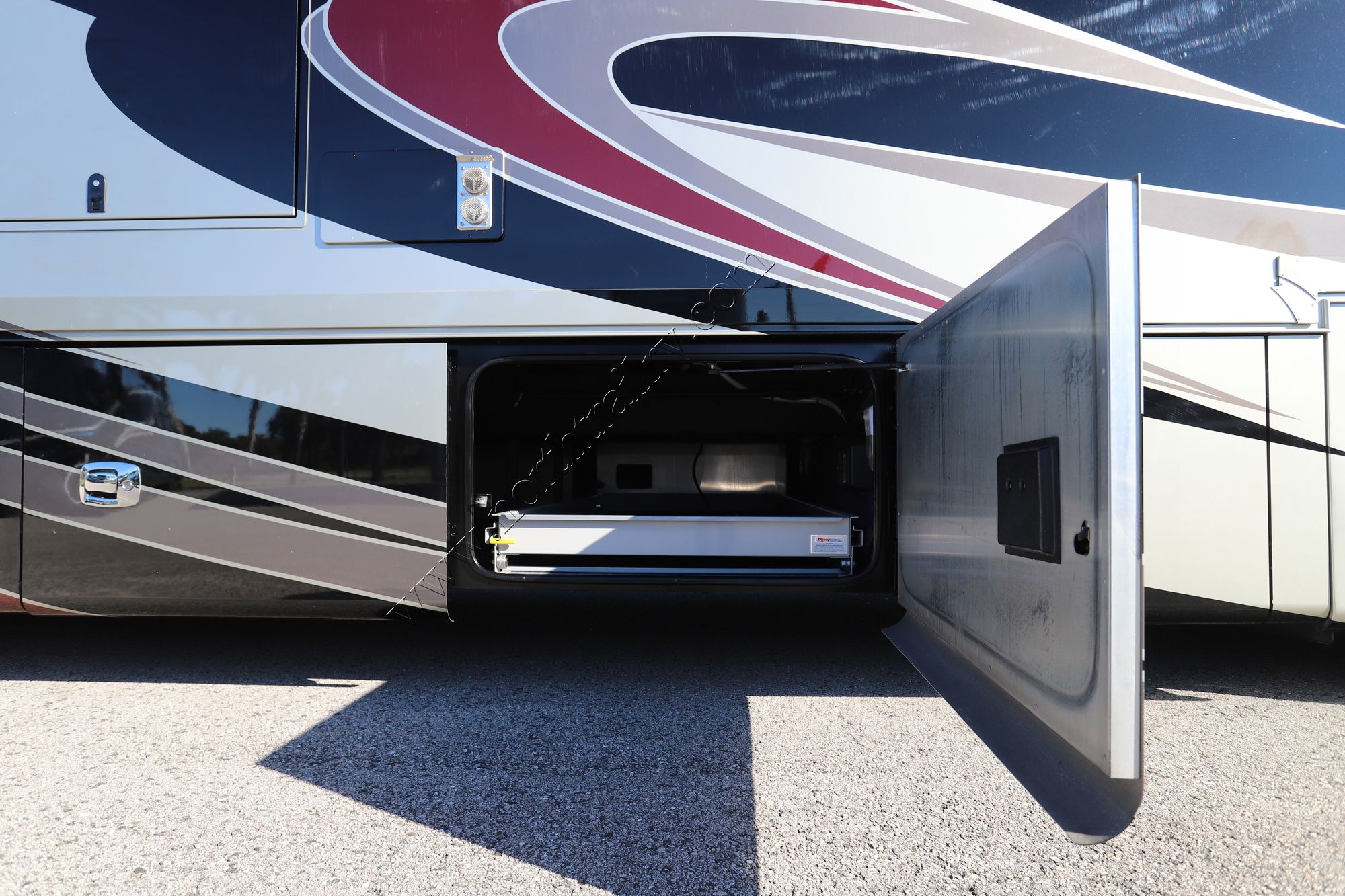 Used 2015 Tiffin Motor Homes Phaeton 40AH Class A  For Sale